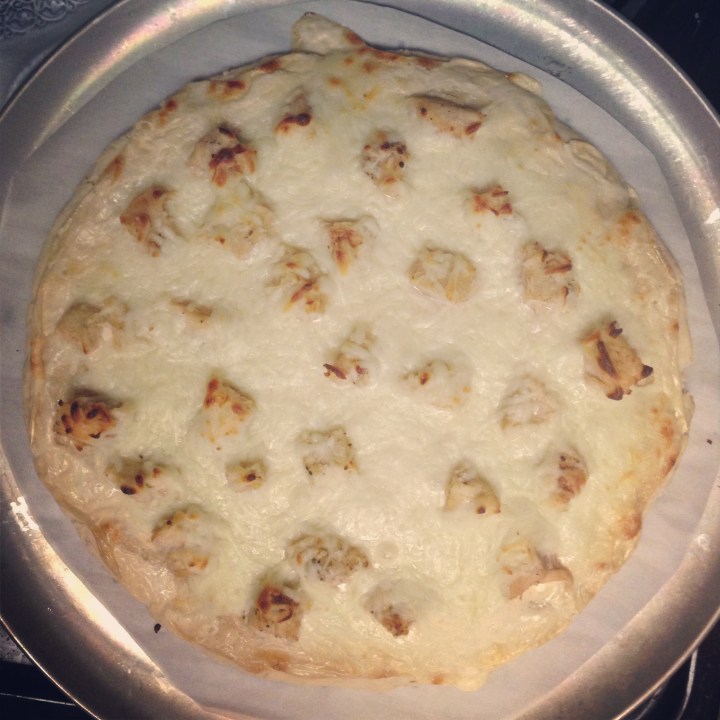 Crusty Pizza Dough // Chicken Alfredo Pizza