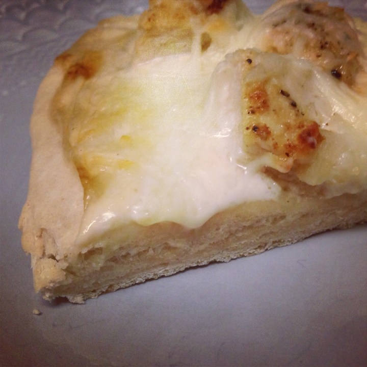 Crusty Pizza Dough // Chicken Alfredo Pizza