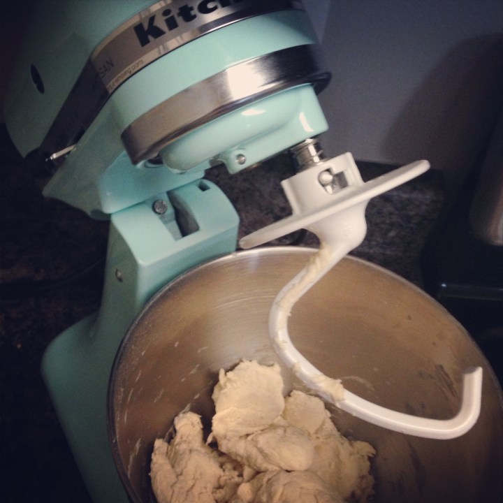 Crusty Pizza Dough // Chicken Alfredo Pizza