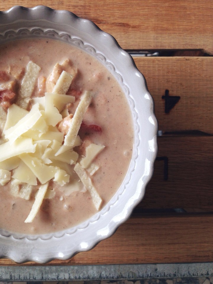 Slow Cooker Creamy Chicken Enchilada Soup