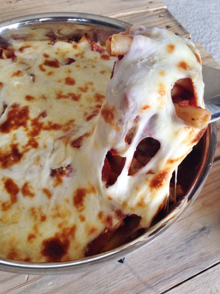 Pepperoni Pizza Skillet-Baked Ziti