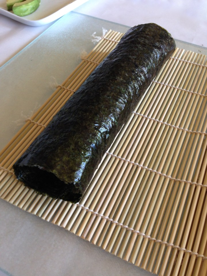 Smoked Salmon Sushi Rolls | a beginners guide to making sushi