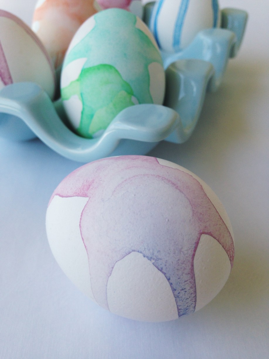 DIY Watercolor Easter Eggs